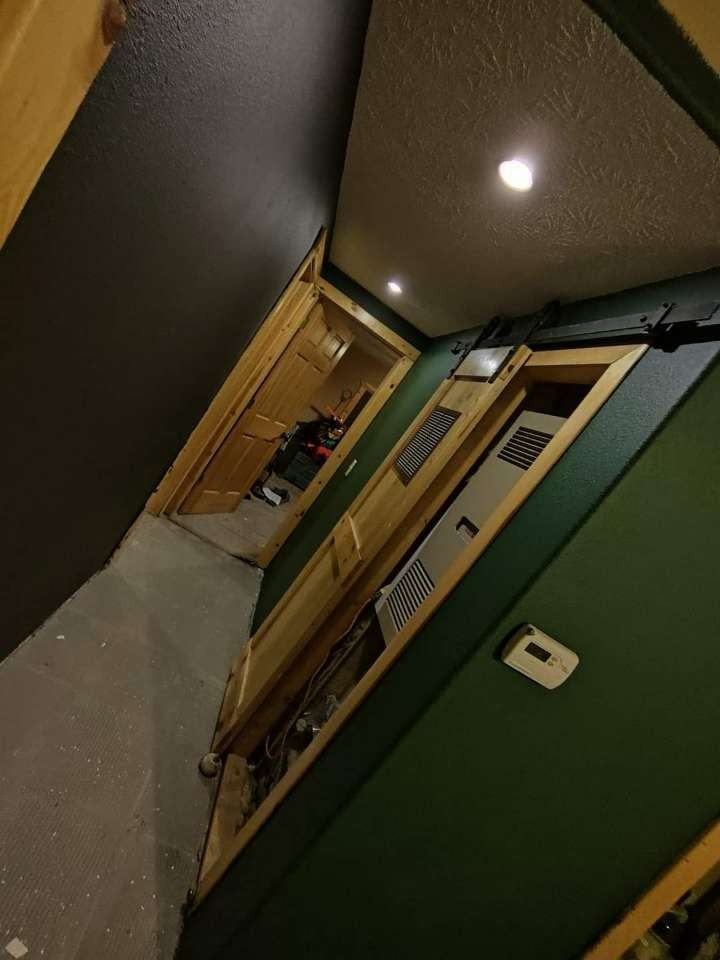 412 N Edwards St - Photo 6 of 18