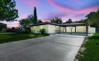 2113 21st Ave N - Photo 1 of 1