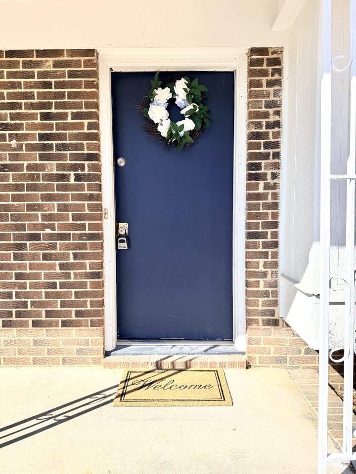 758 Amber Dr - Photo 2 of 17