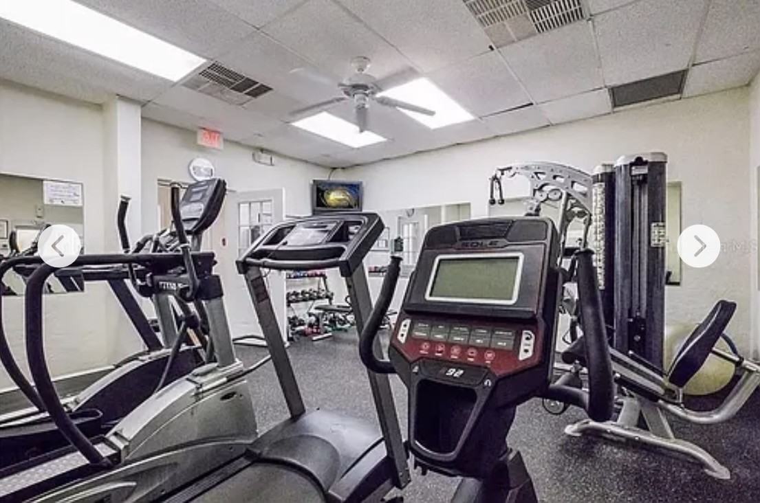 6101 34th St W #21C - Photo 5 of 17