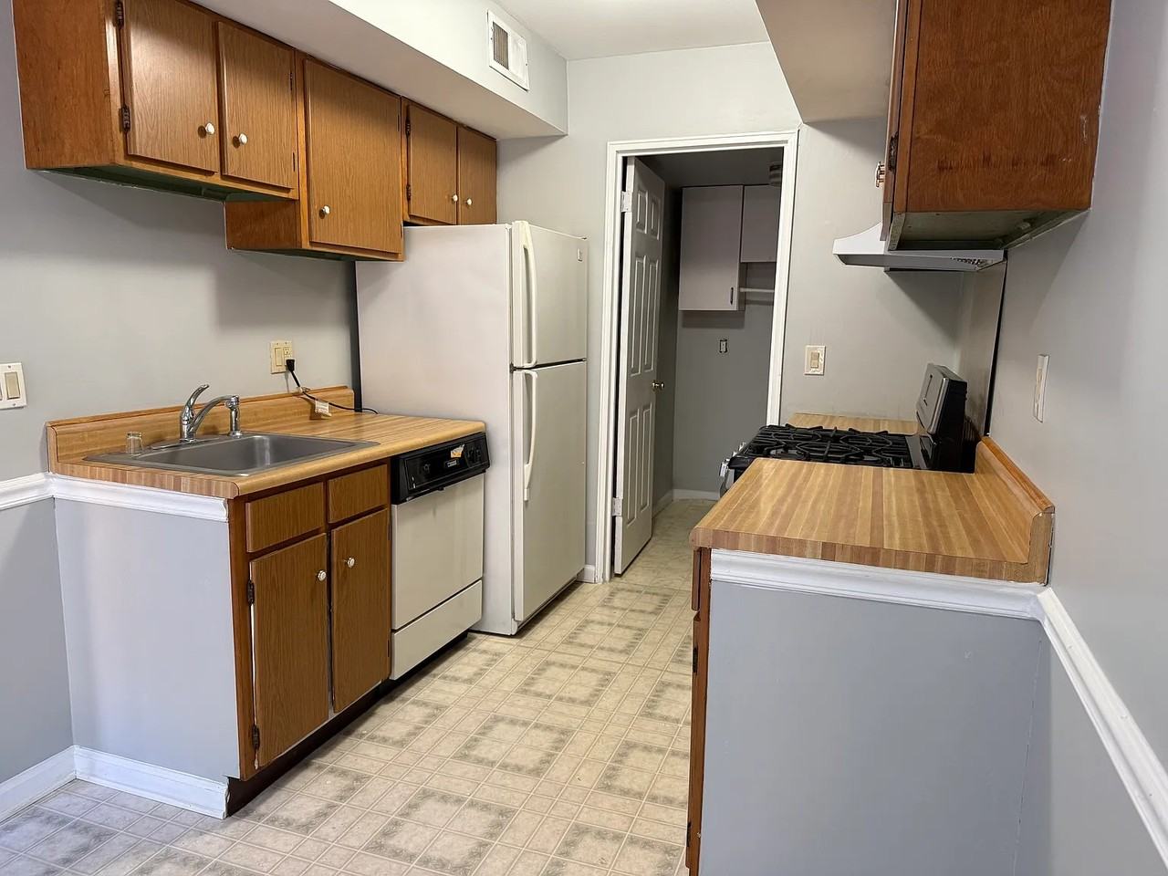 431 Brandywine Ct - Photo 6 of 19