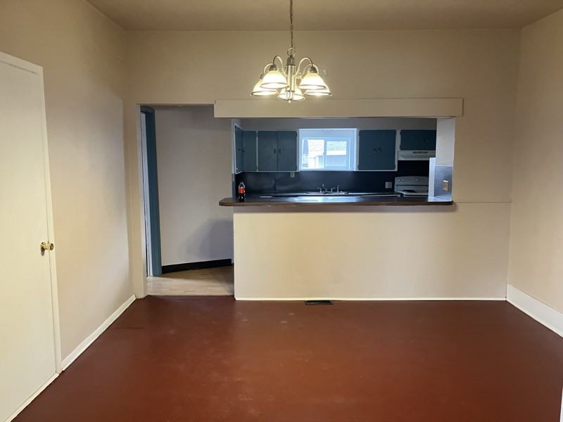 1707 W Mansfield Ave - Photo 3 of 12