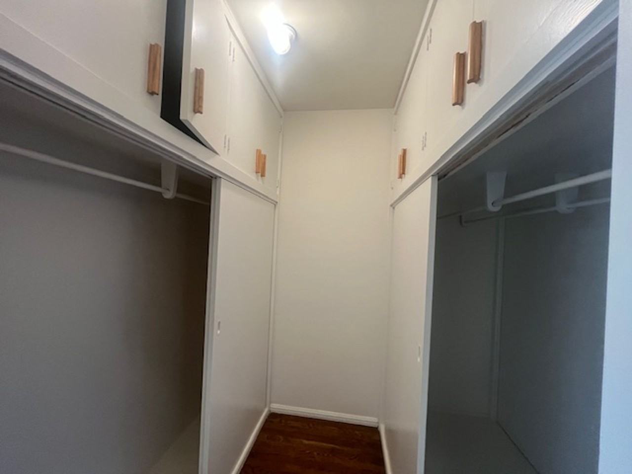 740 E Carson St #1 - Photo 6 of 14