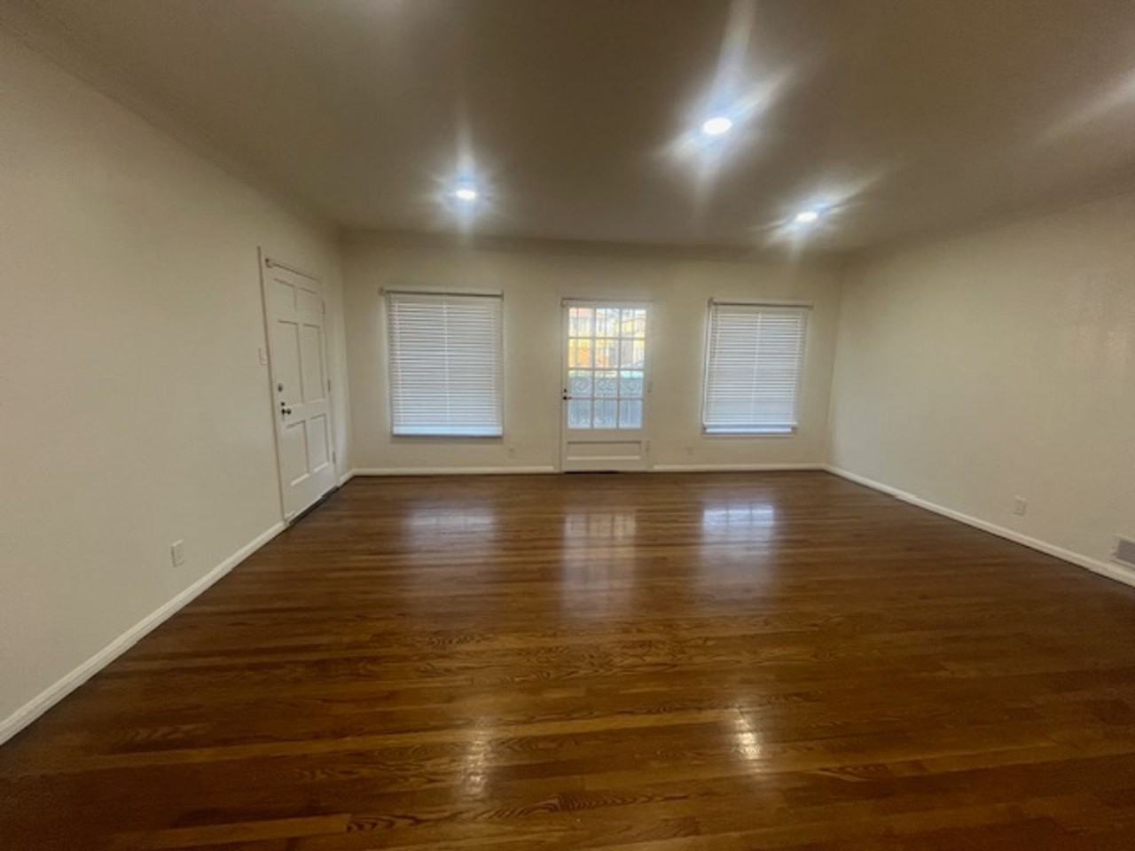 740 E Carson St #1 - Photo 7 of 14