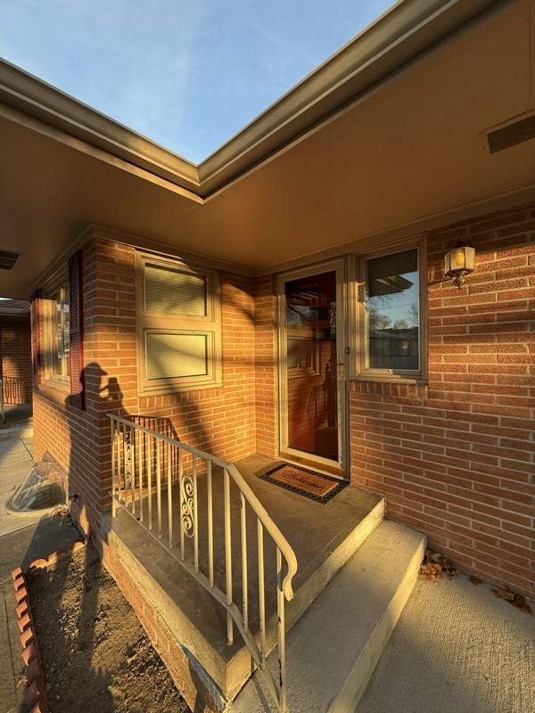 2419 W Anna St - Photo 2 of 20