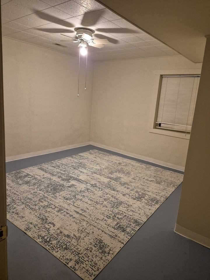 133 Elizabeth Dr - Photo 7 of 7