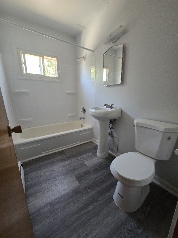 6166 S Packard Ave #207 - Photo 4 of 4