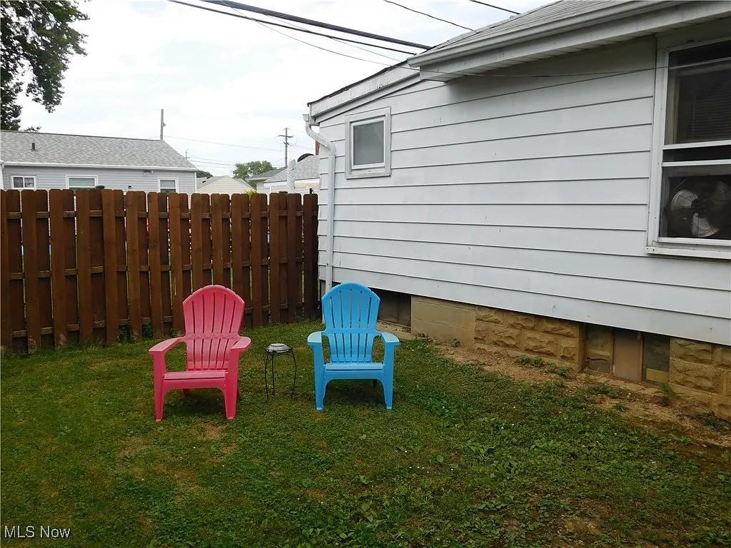 30051 Regent Rd - Photo 4 of 4