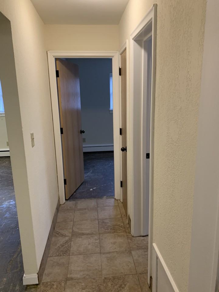 859 Saint Paul Ave #9 - Photo 6 of 16