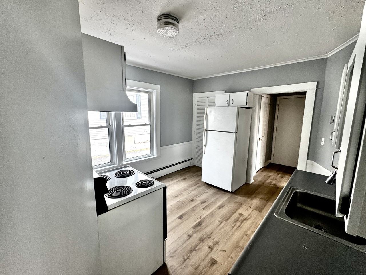 292 Penobscot Ave #1 - Photo 3 of 5