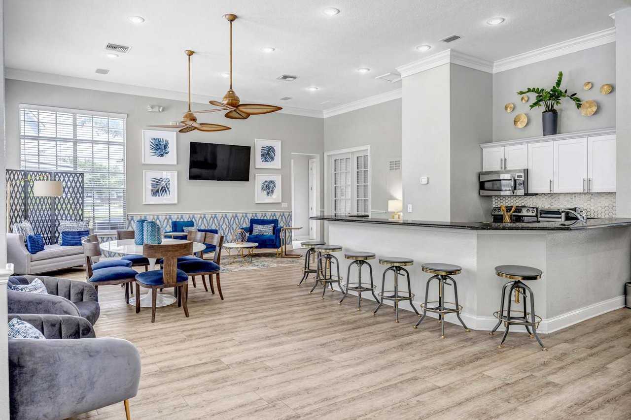 Cobblestone at Eagle Harbor - Photo 2 of 50