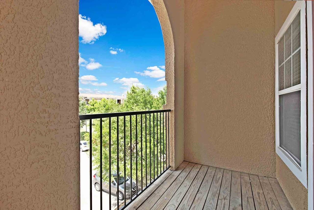 Estancia at Morningstar - Photo 3 of 45