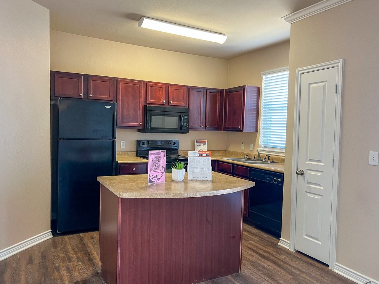 Villa Lago - Photo 6 of 39