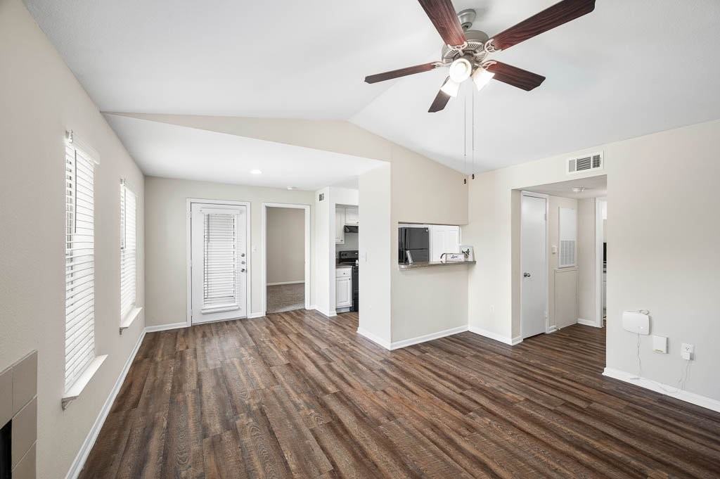 College View Apartments - Photo 6 of 50