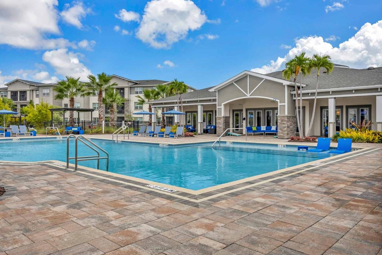 Luminary at 95 - Photo 5 of 50