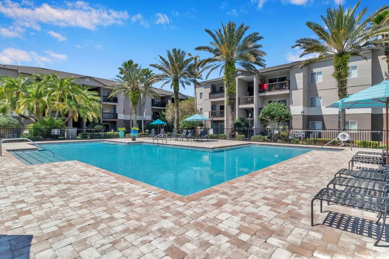 Valencia at Westchase - Photo 7 of 15