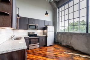 featured image of 1124 Reutlinger Ave