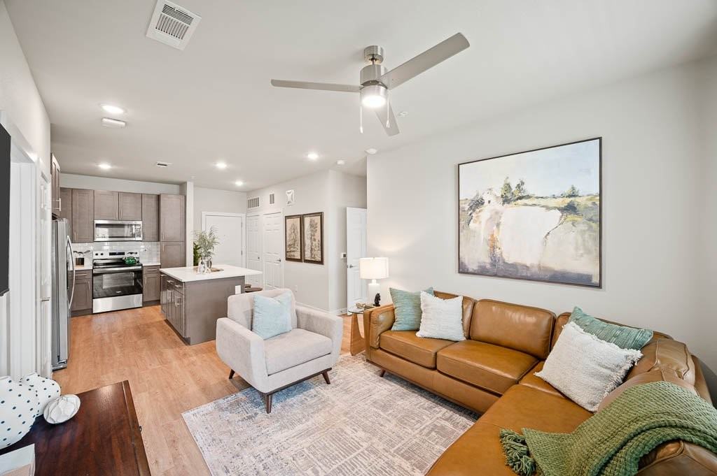 The Delta Pearland - Photo 7 of 50