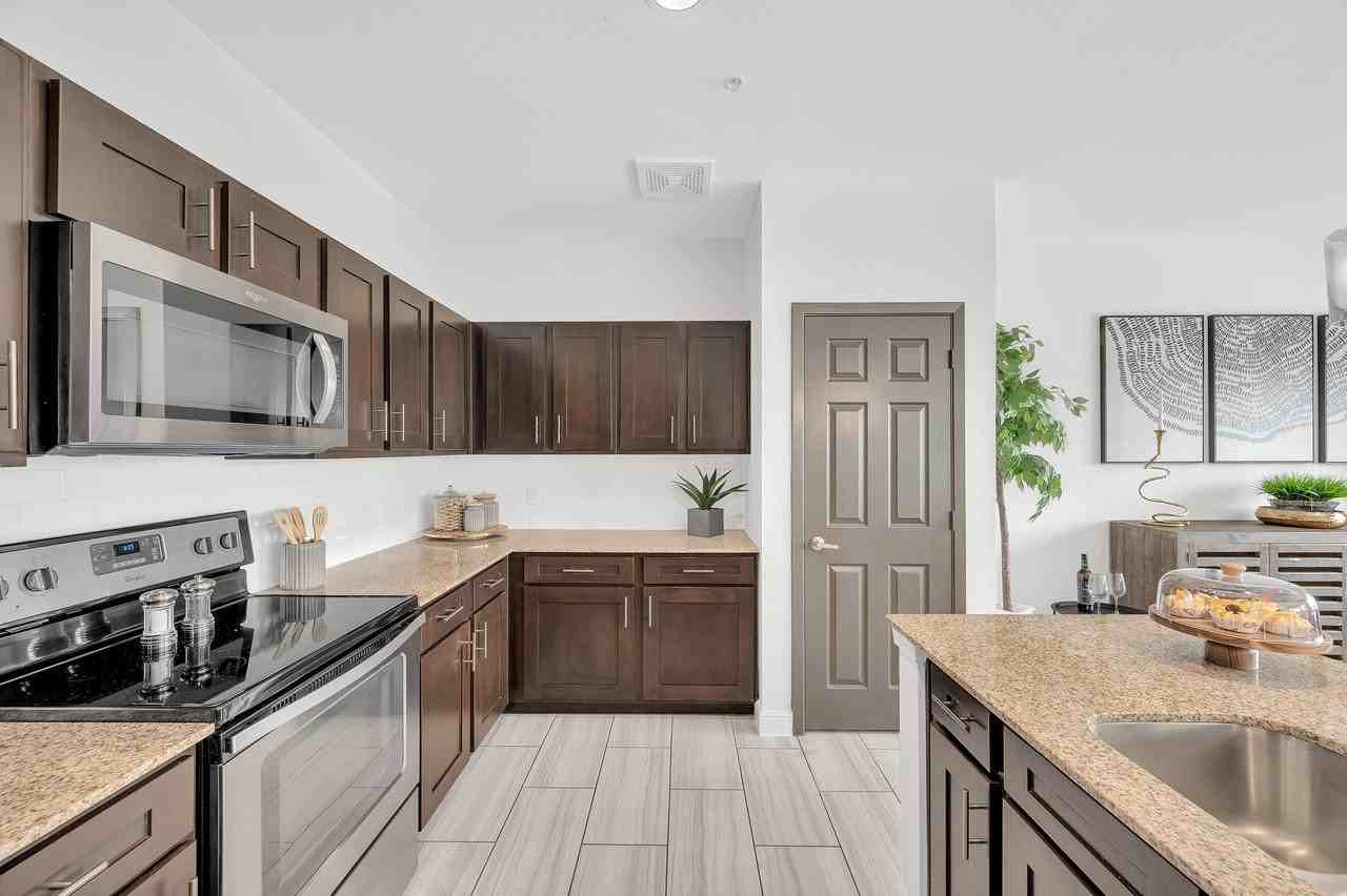 Townhomes at Lake Park - Photo 2 of 50