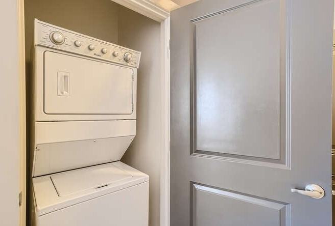 West 46th Apartments - Photo 5 of 32