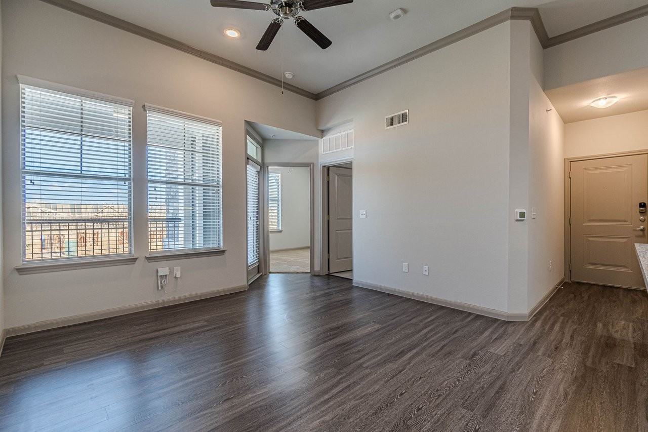 Park on Wurzbach - Photo 5 of 50