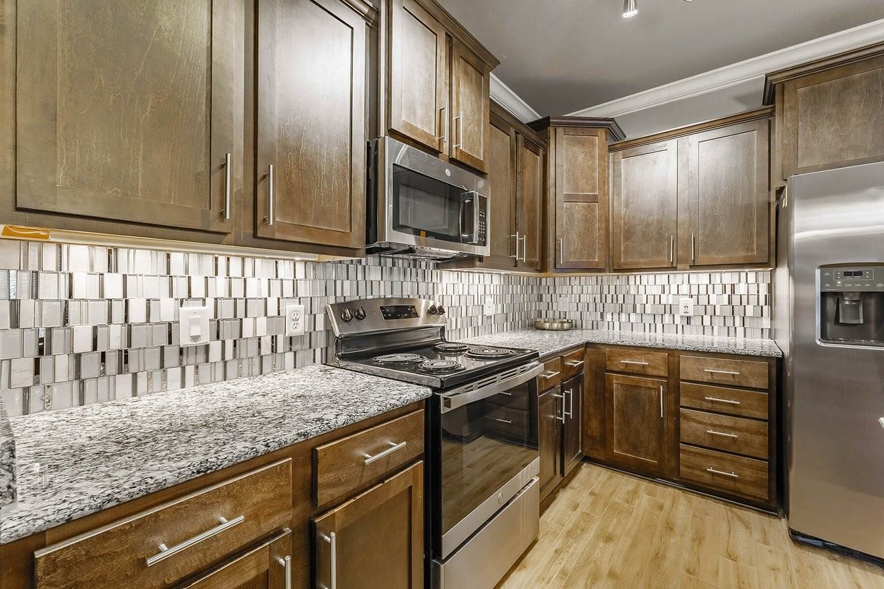 Pointe at Bentonville - Photo 2 of 50