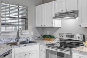 featured image of 1690 Dunn Ave