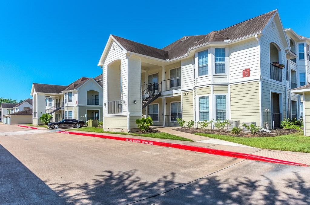 Shadowbrooke - Photo 6 of 25