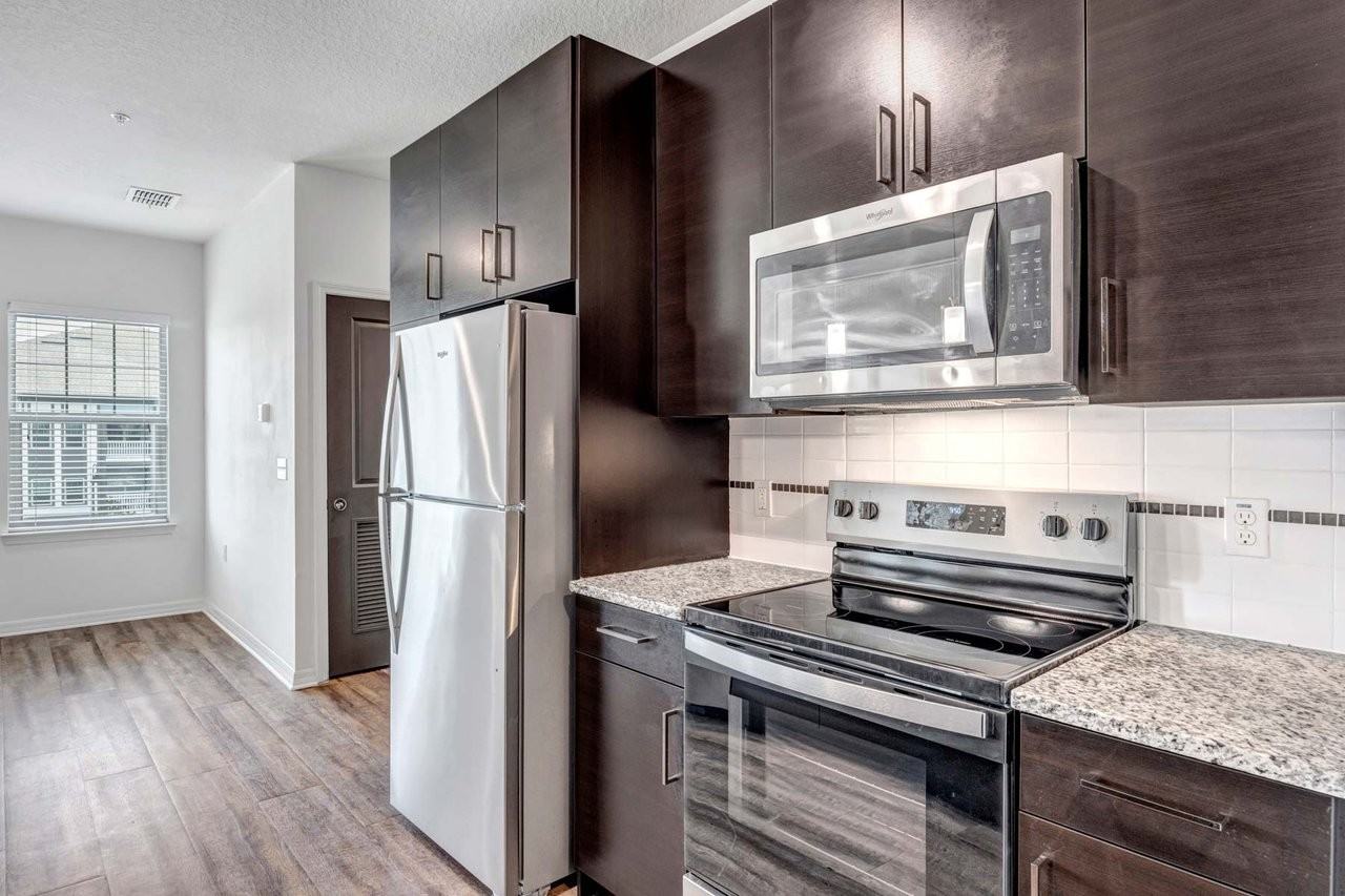 Gateway North - Photo 5 of 28