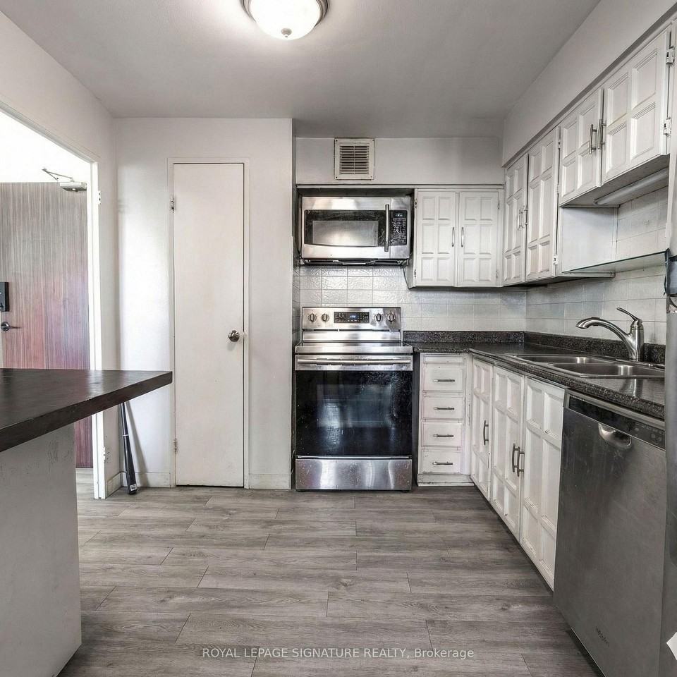 3555 Bathurst Street #301 - Photo 4 of 13