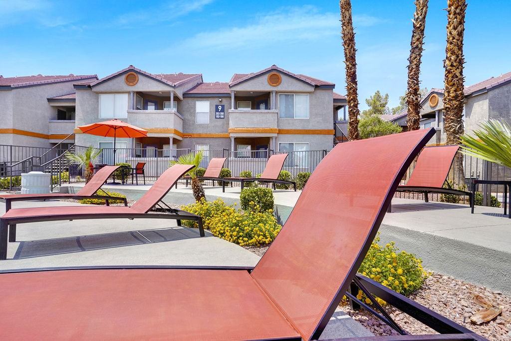 2051 North Torrey Pines Drive #2032 - Photo 2 of 42