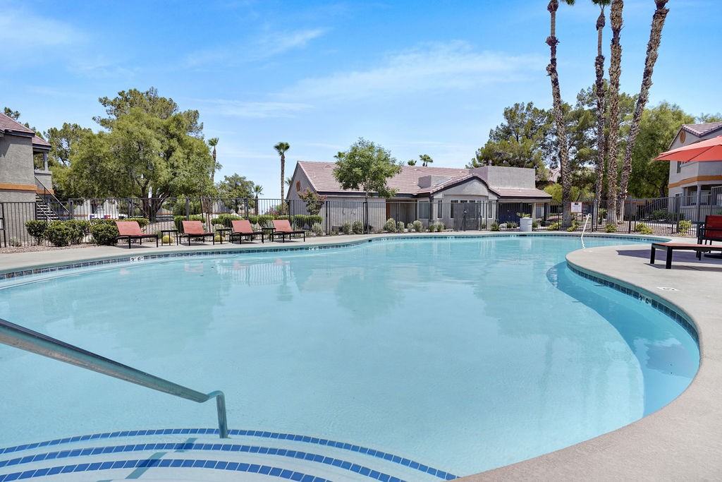 2051 North Torrey Pines Drive #2032 - Photo 4 of 42