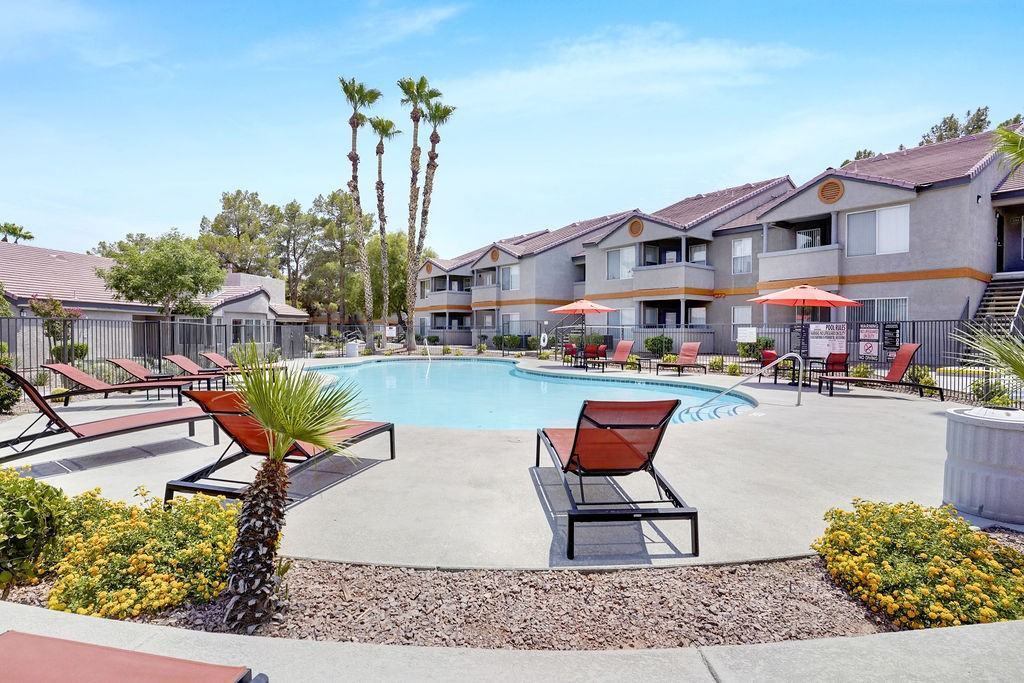 2051 North Torrey Pines Drive #2032 - Photo 6 of 42