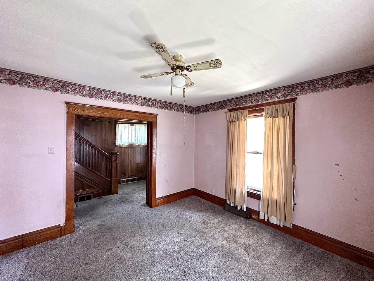 1819 E Washington St #NA - Photo 2 of 12