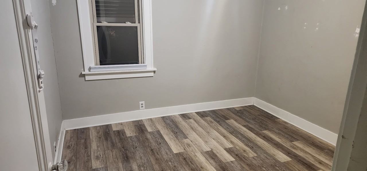 2112 Brooklyn Ave #NA - Photo 4 of 13