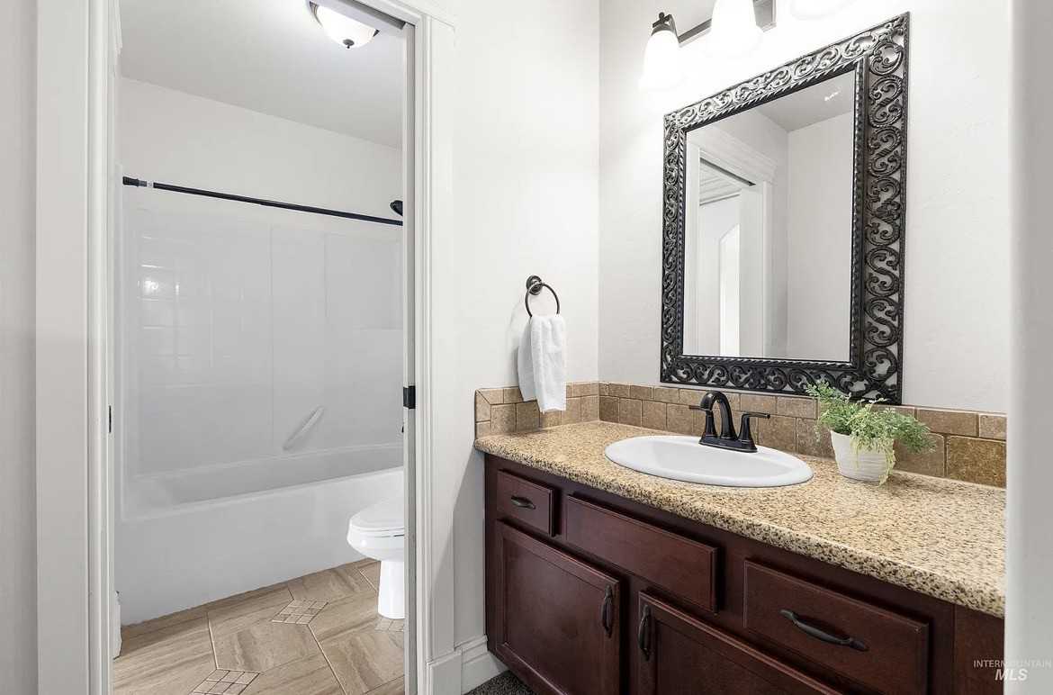 138 E Breinholt Ave #NONE - Photo 5 of 12