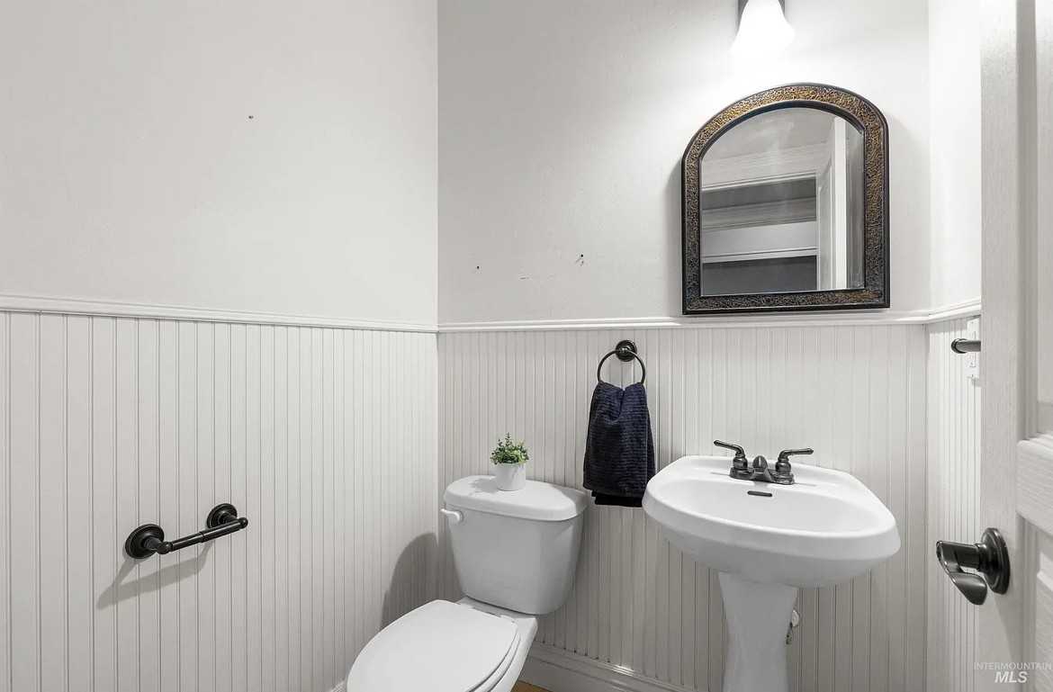 138 E Breinholt Ave #NONE - Photo 6 of 12