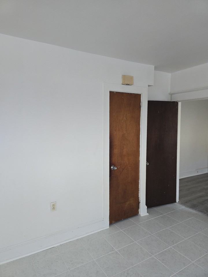 2318 Upland St #1-1stFL - Photo 2 of 8