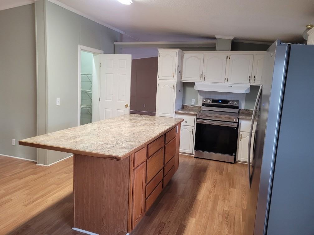 22696 Lakeway Harbor Dr #NA - Photo 7 of 27