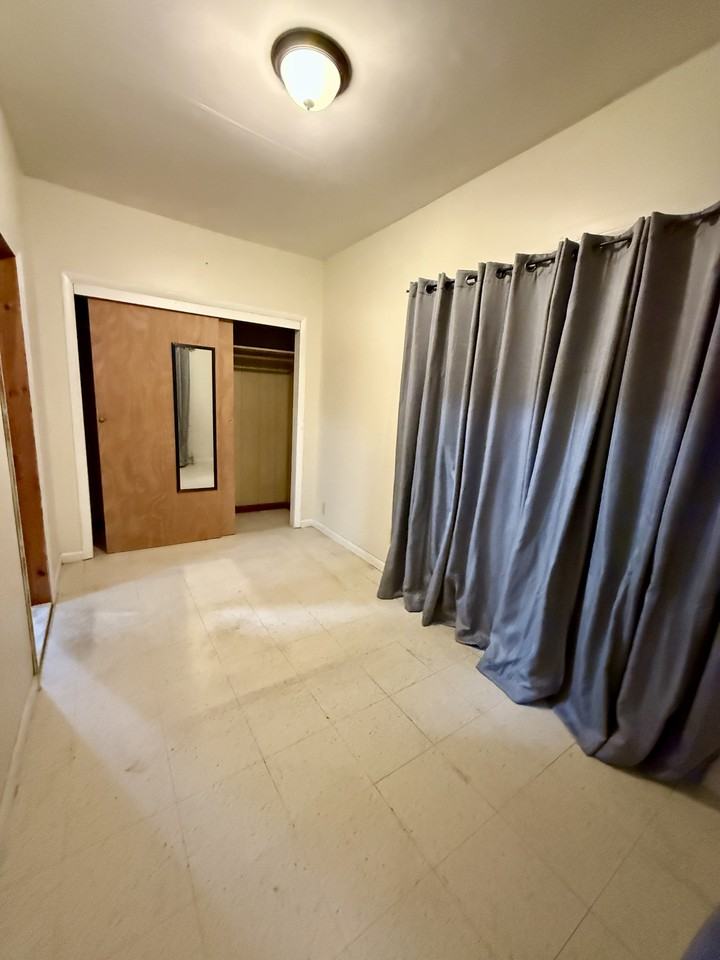 149 Ramsey St #FL1 - Photo 4 of 18