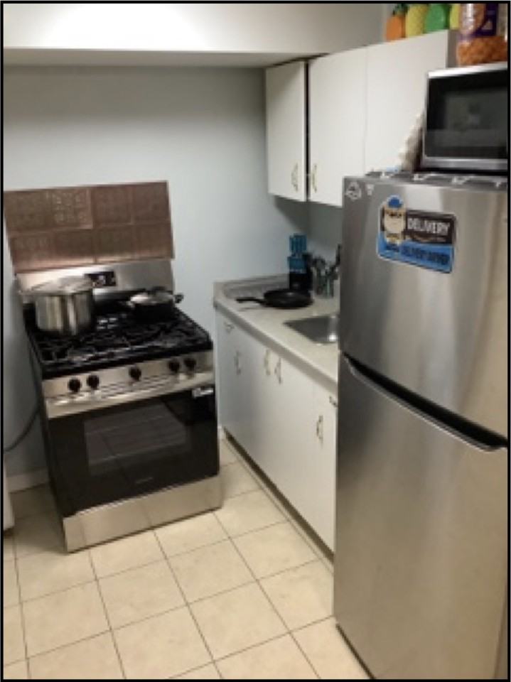 551 W Park Ave #E - Photo 2 of 8