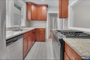 featured image of 32 Dodd St #2