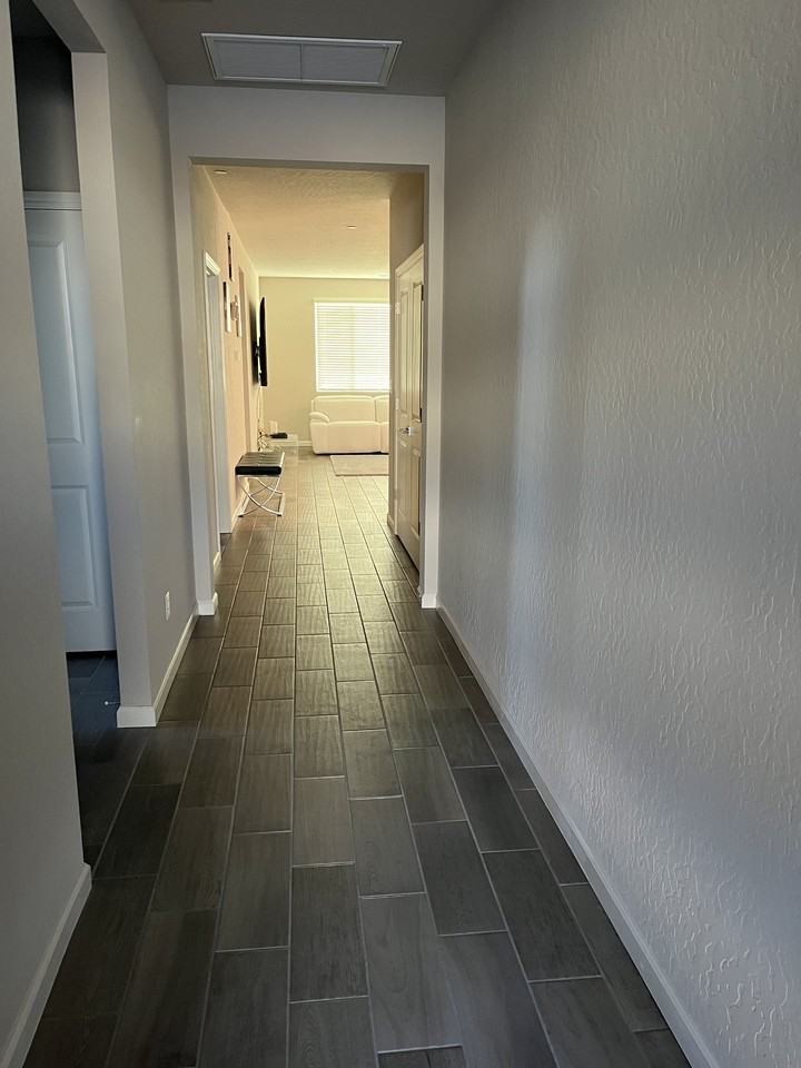 514 Cathedral Ct S #NA - Photo 3 of 23