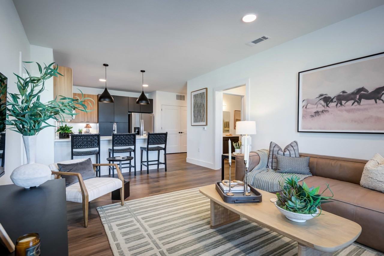 17626 Bulverde Road - Photo 5 of 12