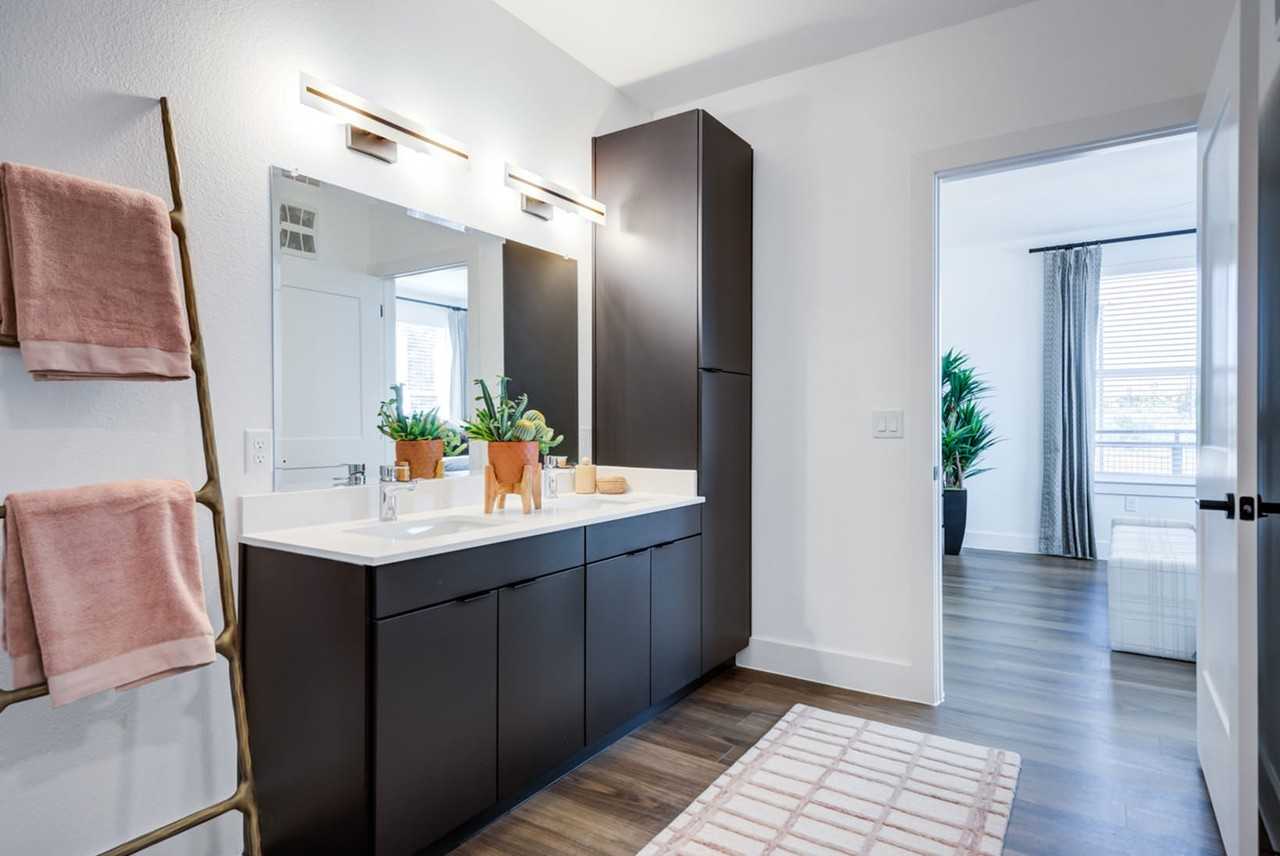 17626 Bulverde Road - Photo 6 of 12