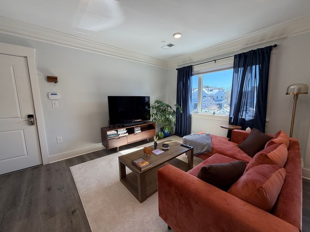 13-18 Hennery Way - Photo 2 of 12