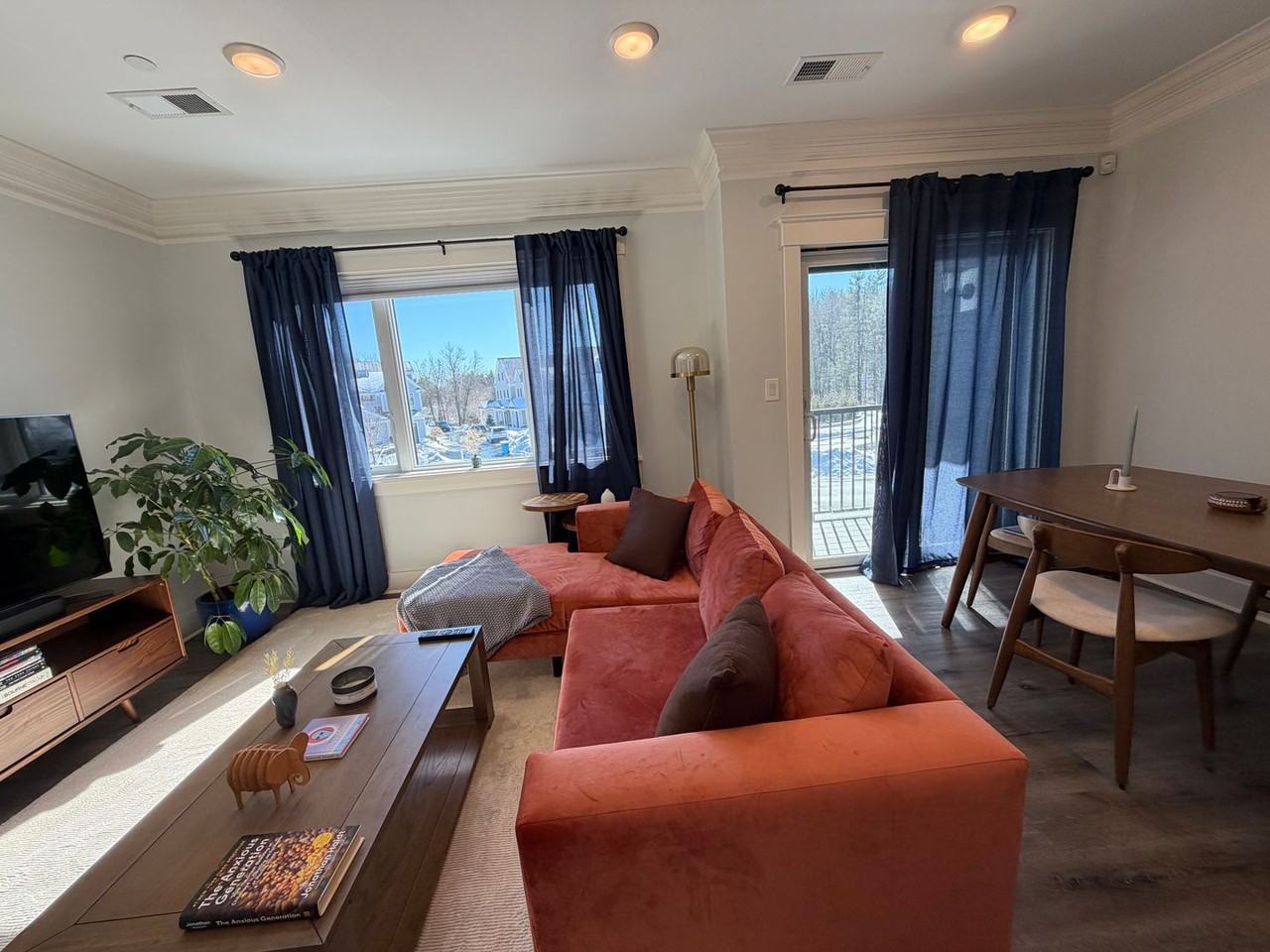 13-18 Hennery Way - Photo 3 of 12