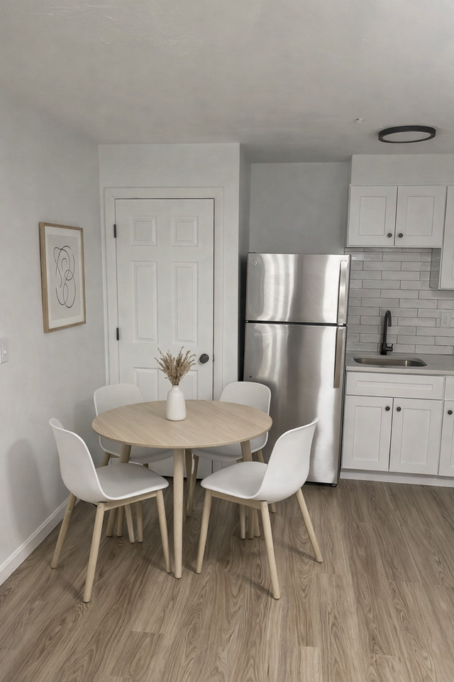 31 Vine Street - Photo 3 of 19