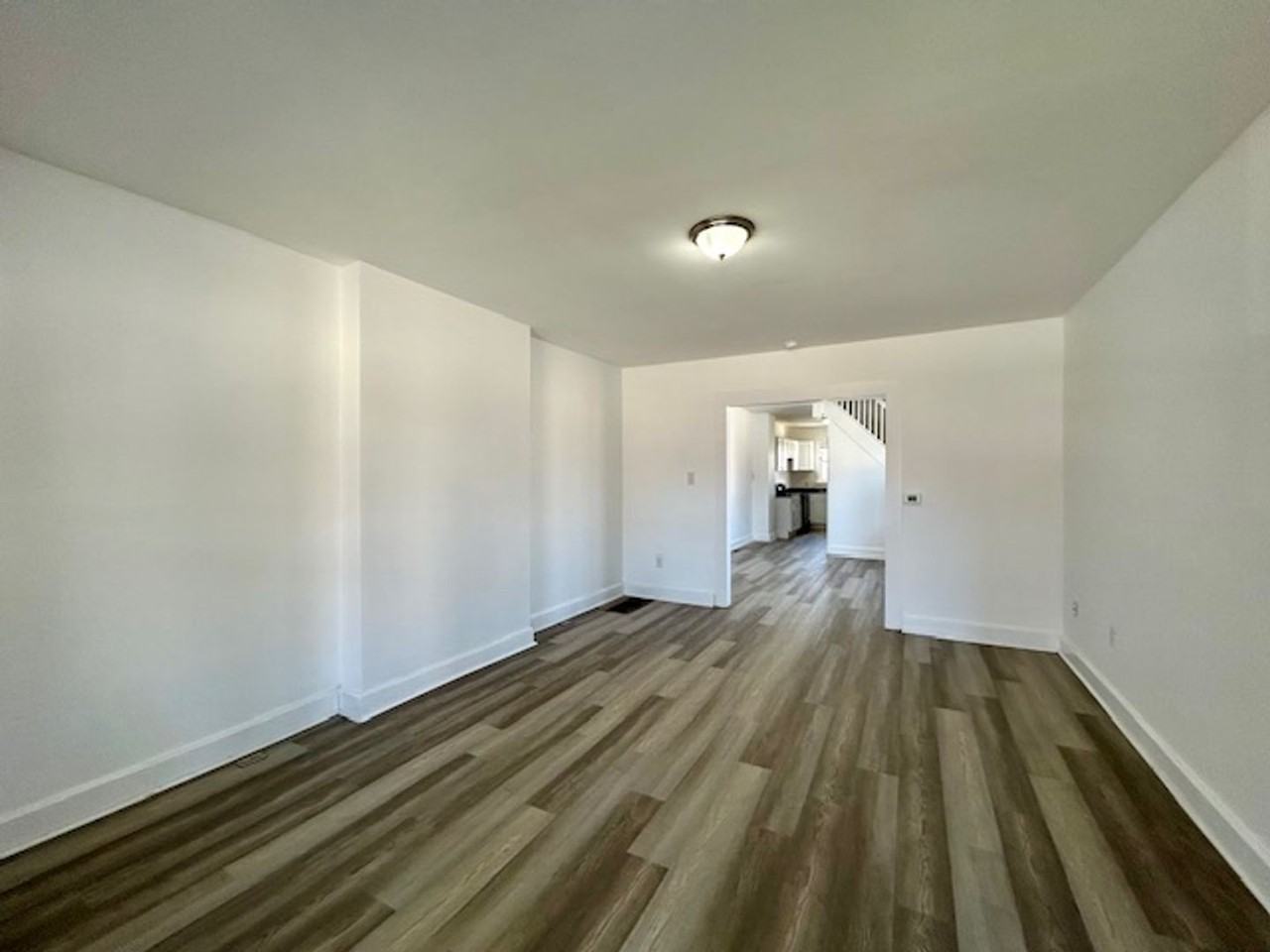 2960 N Park Ave - Photo 3 of 27