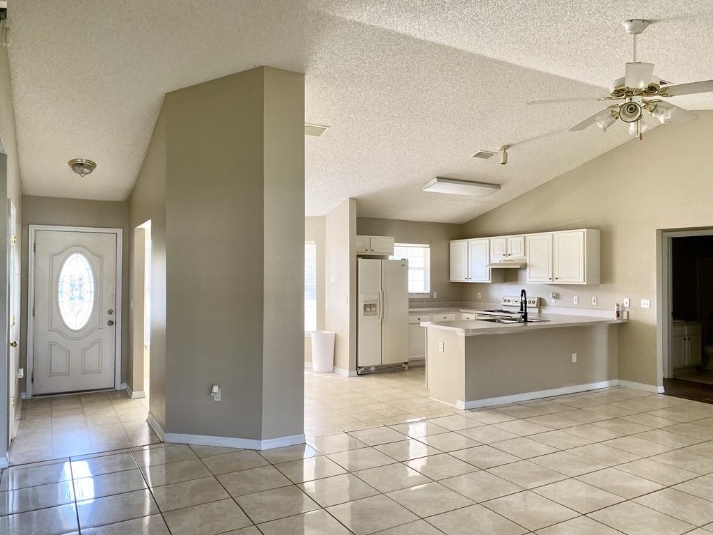 921 Shenandoah Ave #NA - Photo 5 of 23